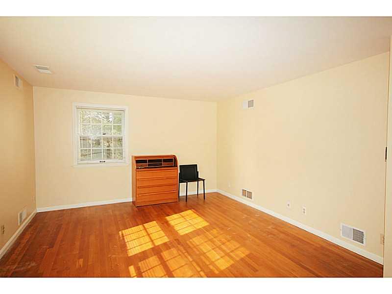 876 Old Hickory Road Mt. Lebanon, PA 15243 - Photo 14 of 25 Master Bedroom.