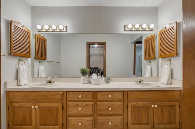 $569,995 | 7817 McClure Drive, Tallahassee, FL 32312