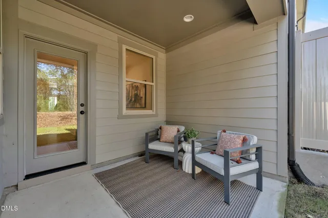 $575,000 | 966 Double Helix Road, Apex, NC 27523