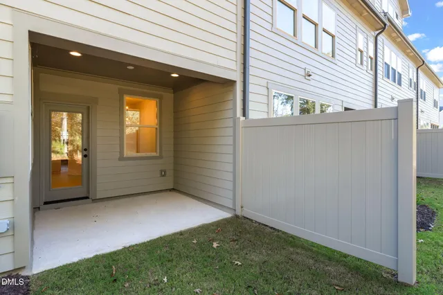 $575,000 | 966 Double Helix Road, Apex, NC 27523