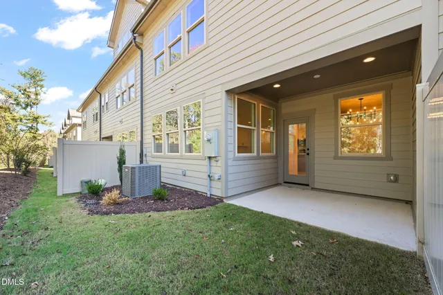 $575,000 | 966 Double Helix Road, Apex, NC 27523