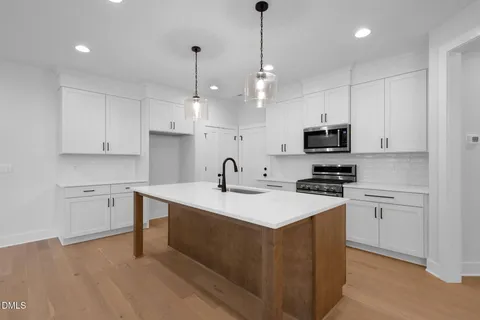 $575,000 | 966 Double Helix Road, Apex, NC 27523