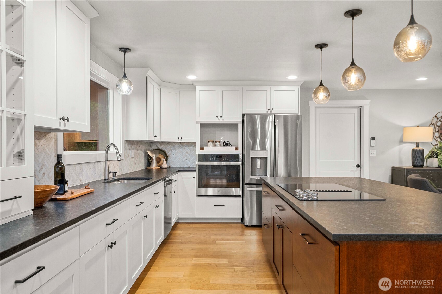 28601 13th Avenue South Federal Way, WA 98003 - Photo 6 of 37