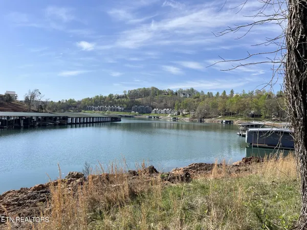 $475,000 | Antlers Way, La Follette, TN 37766