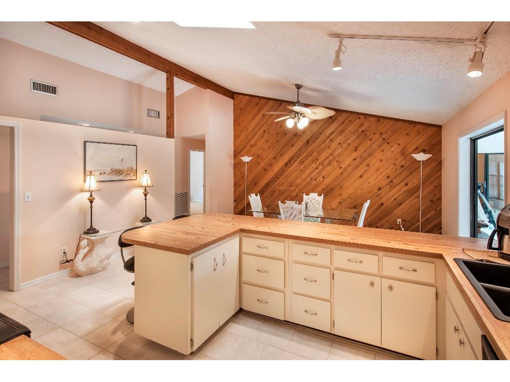 1005 Clipper Road Vero Beach, FL 32963 - Photo 21 of 36 Gallery Image 21