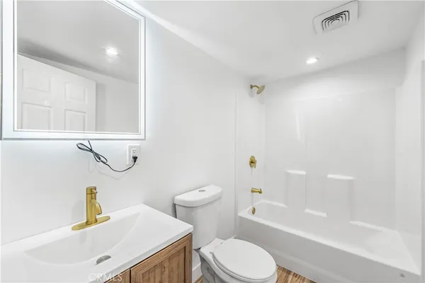 $749,999 | 14840 Polk Street, Sylmar, CA 91342