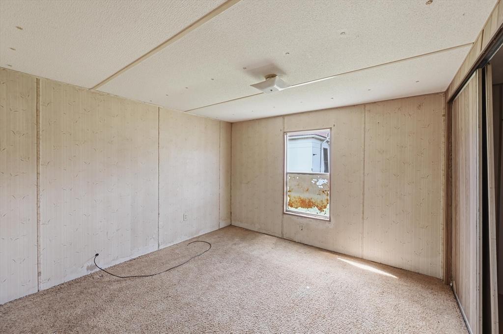 209 Northeast 8th Street Hubbard, TX 76648 - Photo 12 of 21