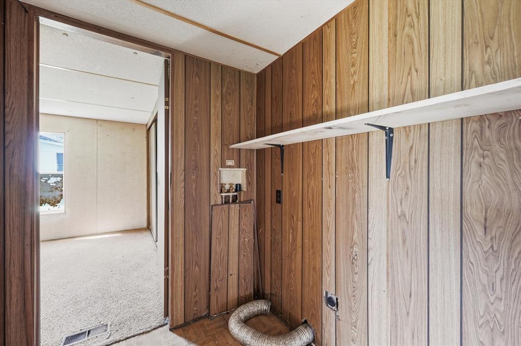 209 Northeast 8th Street Hubbard, TX 76648 - Photo 10 of 21