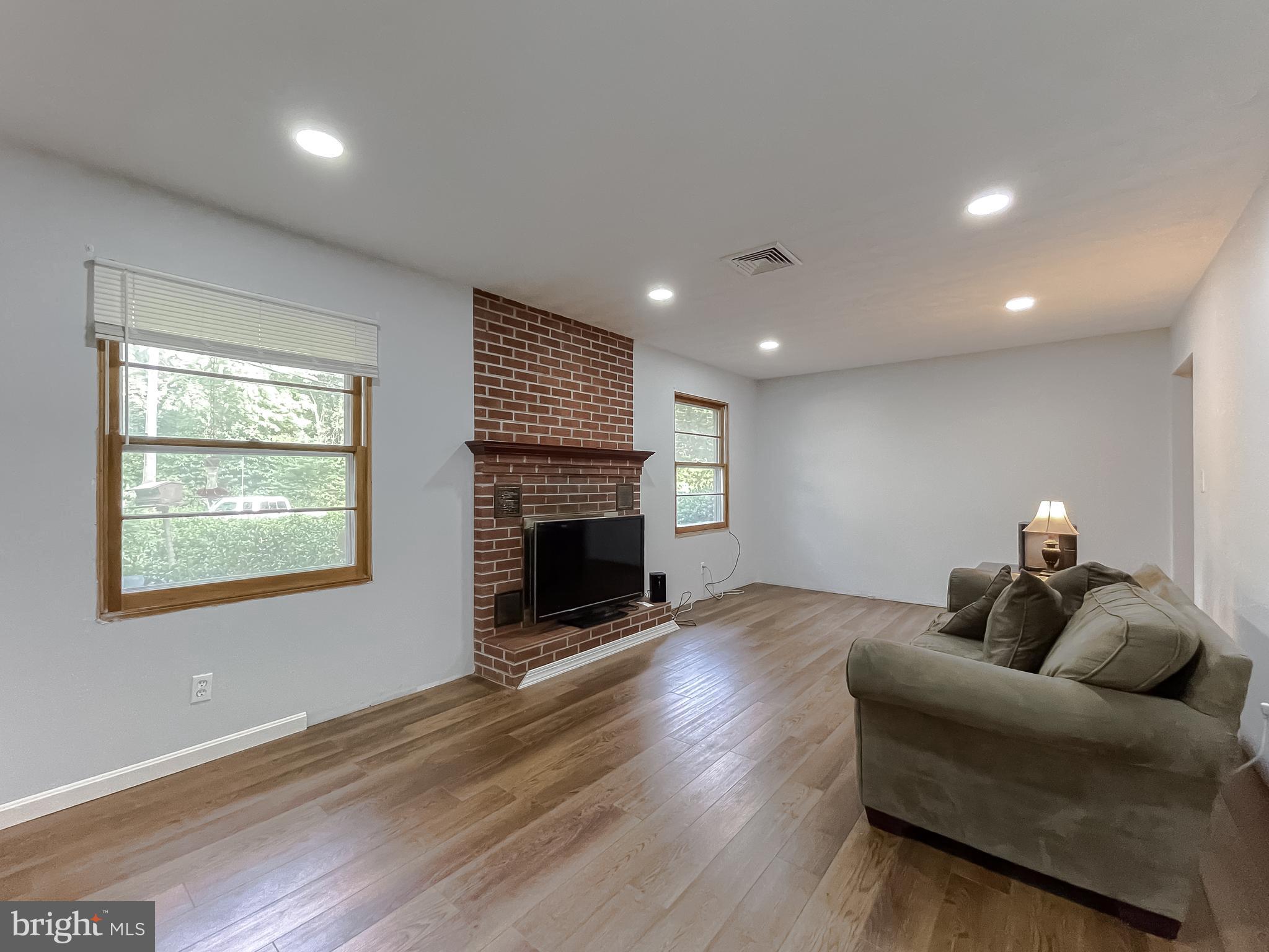 23295 Maypole Road Leonardtown, MD 20650 - Photo 23 of 56 Family Room