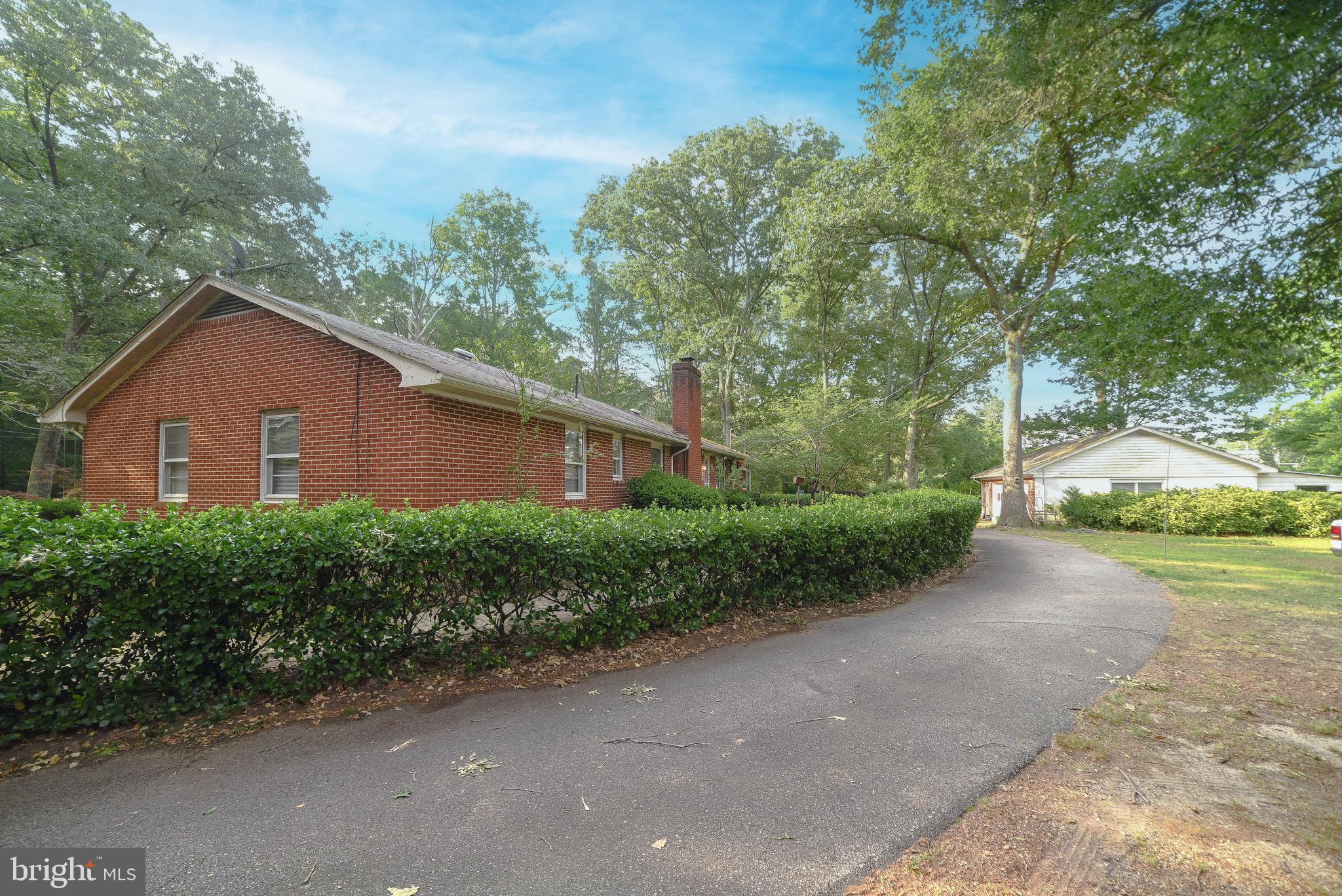 23295 Maypole Road Leonardtown, MD 20650 - Photo 5 of 56 Paved Circle Drive