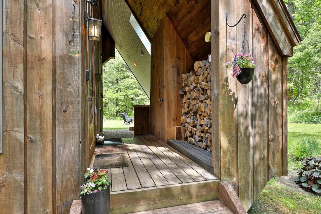 730 Maple Hill Rochester, VT 05767 - Photo 4 of 40