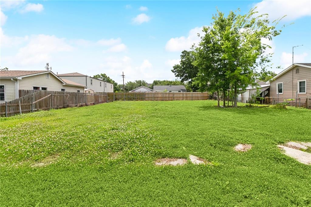 143 Riverbend Drive River Ridge, LA 70123 - Photo 3 of 5