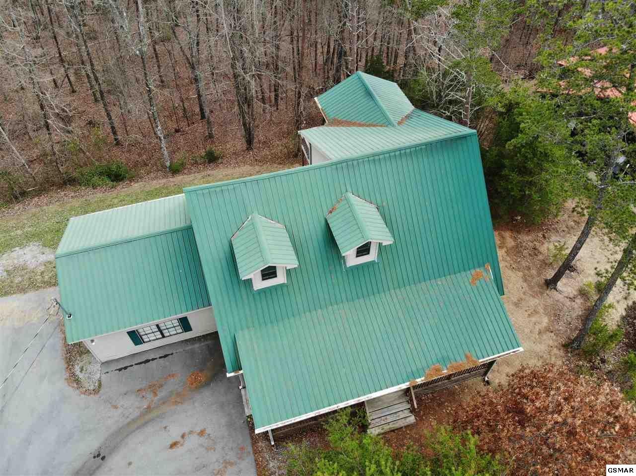 847 Lloyd Huskey Road Pigeon Forge, TN 37863 - Photo 4 of 28
