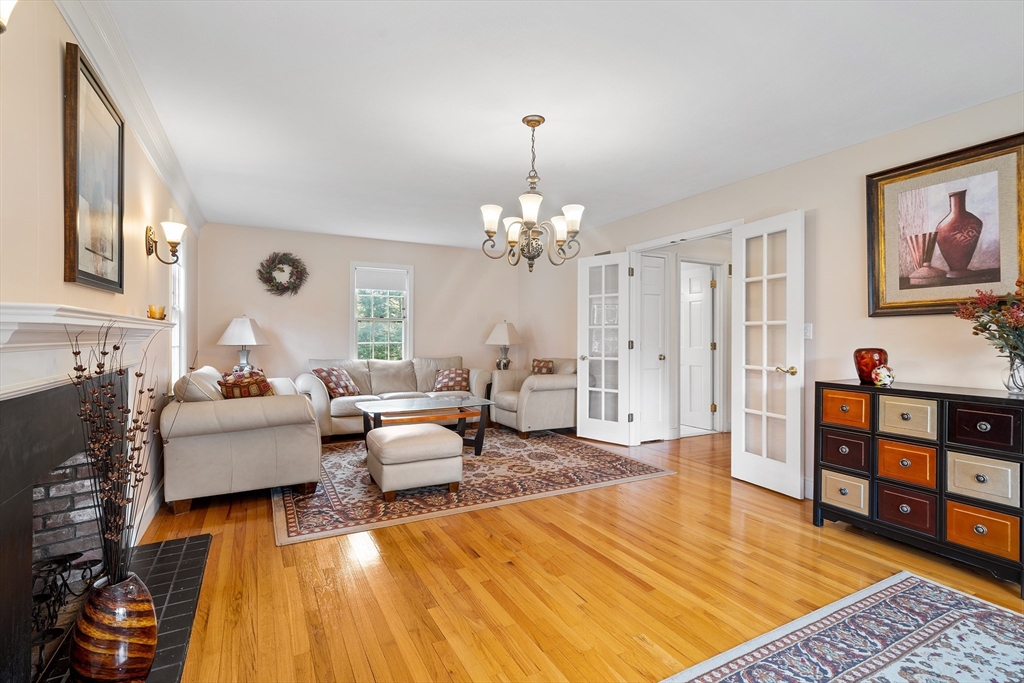 196 Concord Road Longmeadow, MA 01106 - Photo 18 of 42 Gallery Image 18