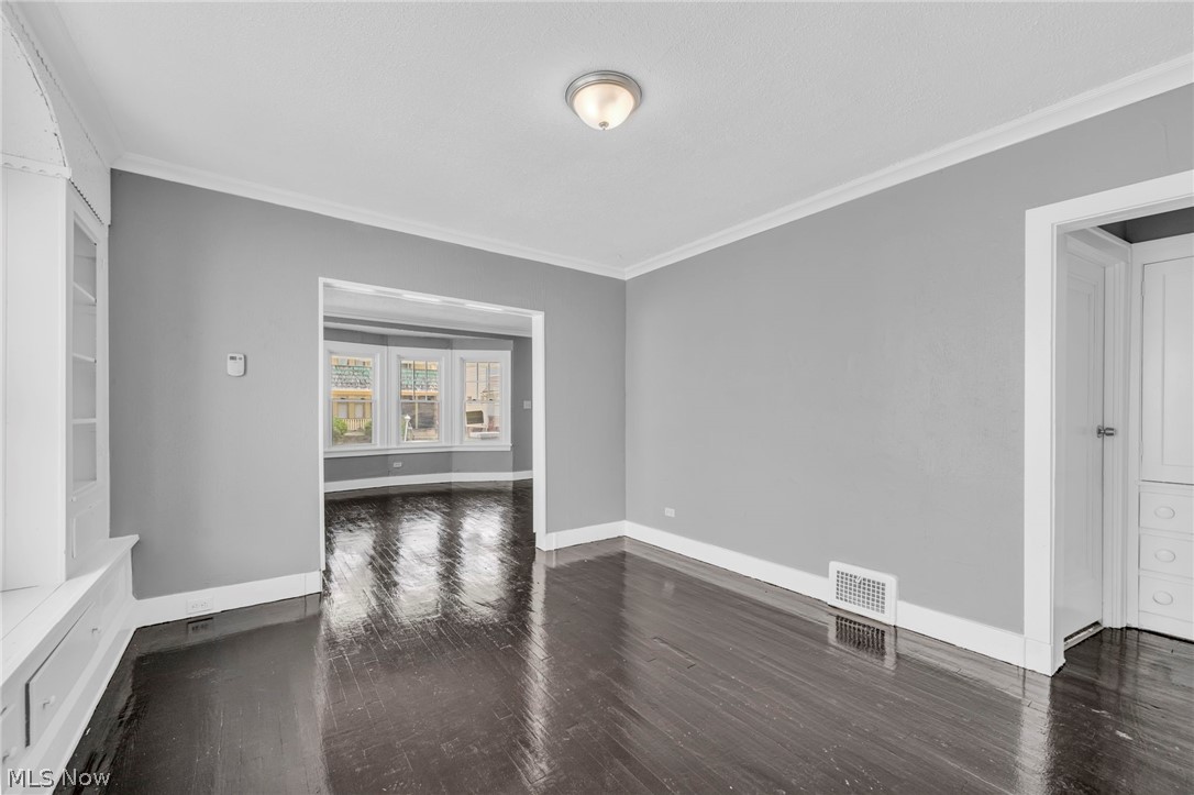 944 Paxton Road Cleveland, OH 44108 - Photo 18 of 50