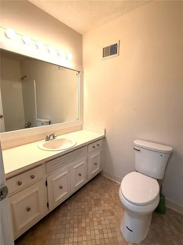 $1,800 | 4359 Parkview Drive, Lithia Springs, GA 30122