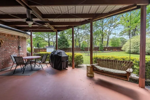 $599,900 | 108 Forehand Drive, Trinidad, TX 75163