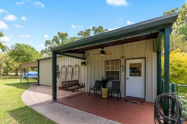 $599,900 | 108 Forehand Drive, Trinidad, TX 75163
