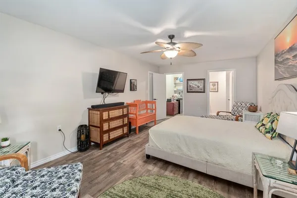 $599,900 | 108 Forehand Drive, Trinidad, TX 75163