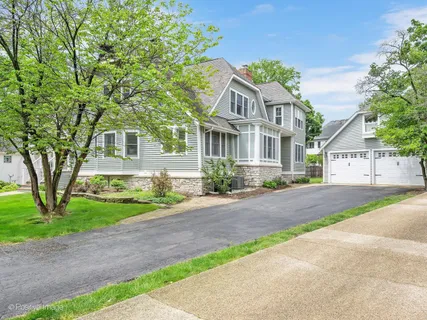 $1,425,000 | 30 Waverly Avenue, Clarendon Hills, IL 60514