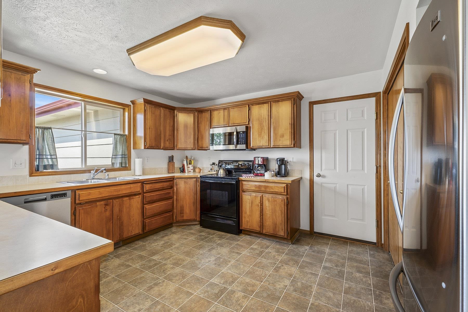 67 East Stutler Road Spokane, WA 99224 - Photo 15 of 50