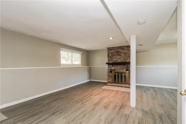 $2,250 | 5221 North Wyandotte Street, Kansas City, MO 64118