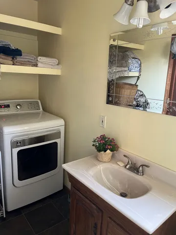 $600,000 | 3115 West Line Street, Bishop, CA 93514