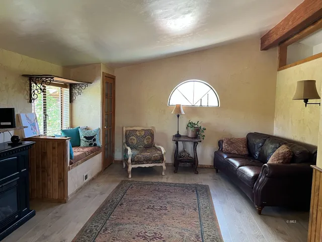 $600,000 | 3115 West Line Street, Bishop, CA 93514