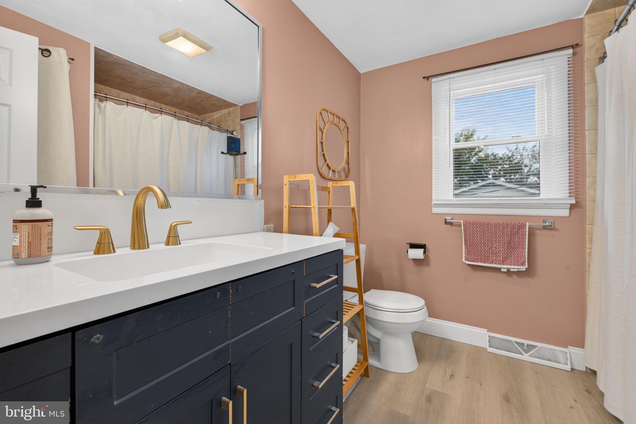501 General Sutter Avenue Lititz, PA 17543 - Photo 19 of 26