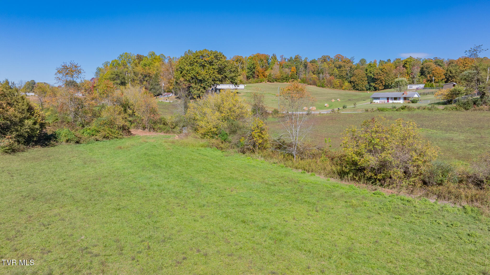Tbd Paddle Creek Road Bristol, TN 37620 - Photo 8 of 14 dji_fly_20251015_144444_0083_17605540916