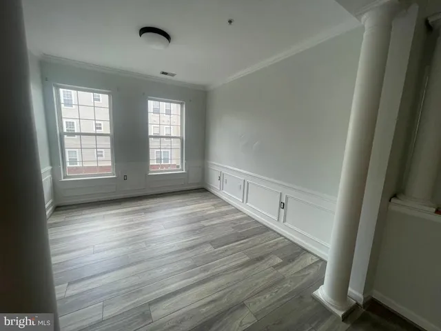 $2,350 | 9713 Handerson Place, Unit 304, Manassas Park, VA 20111