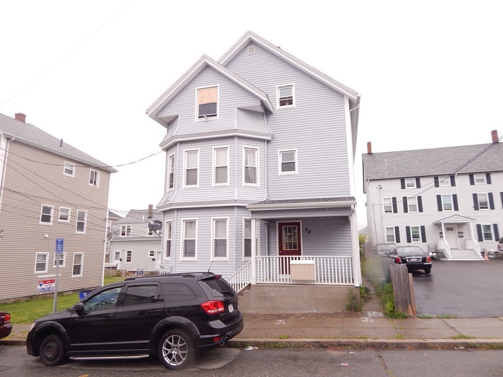 14-28 Downing Street Fall River, MA 02723 - Photo 8 of 36