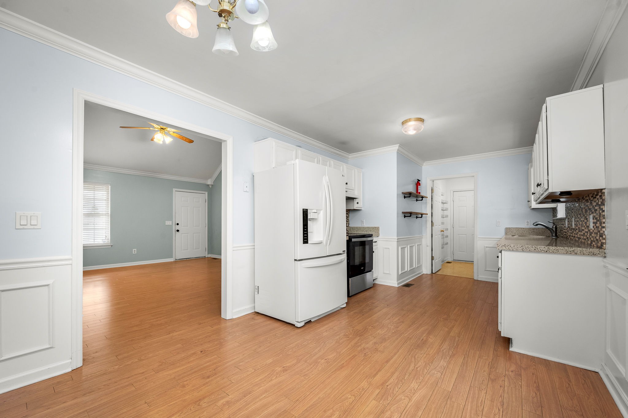 2403 Medford Campbell Boulevard Murfreesboro, TN 37127 - Photo 13 of 35 a kitchen with stainless steel appliances a refrigerator and a stove top oven