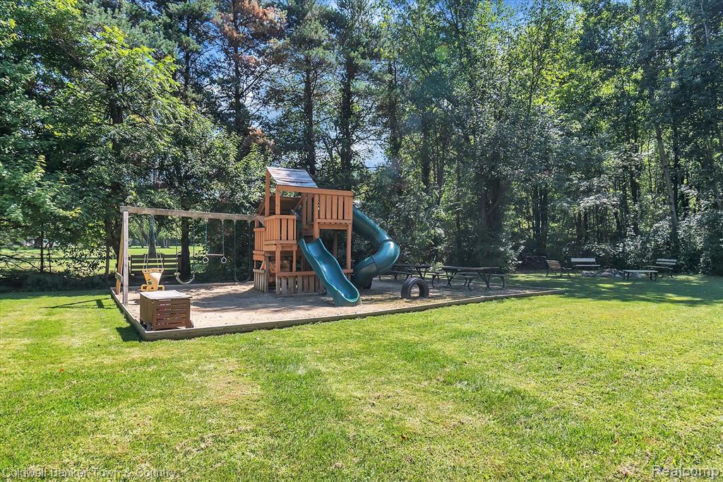 7110 Bergin Road Howell, MI 48843 - Photo 52 of 65 Gallery Image 52