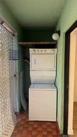 $2,100 | 2319 West 60th Street, Unit D203, Hialeah, FL 33016