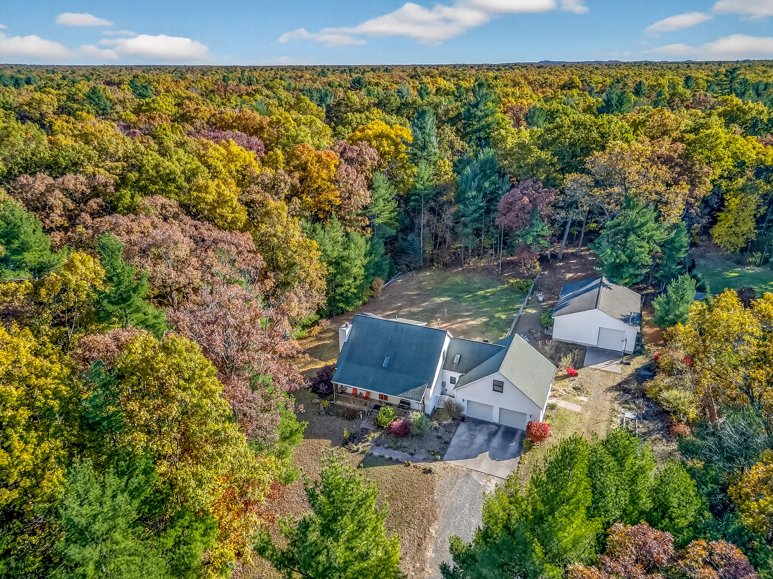 4735 West Bard Road Whitehall, MI 49461 - Photo 6 of 42 4735 W Bard-5