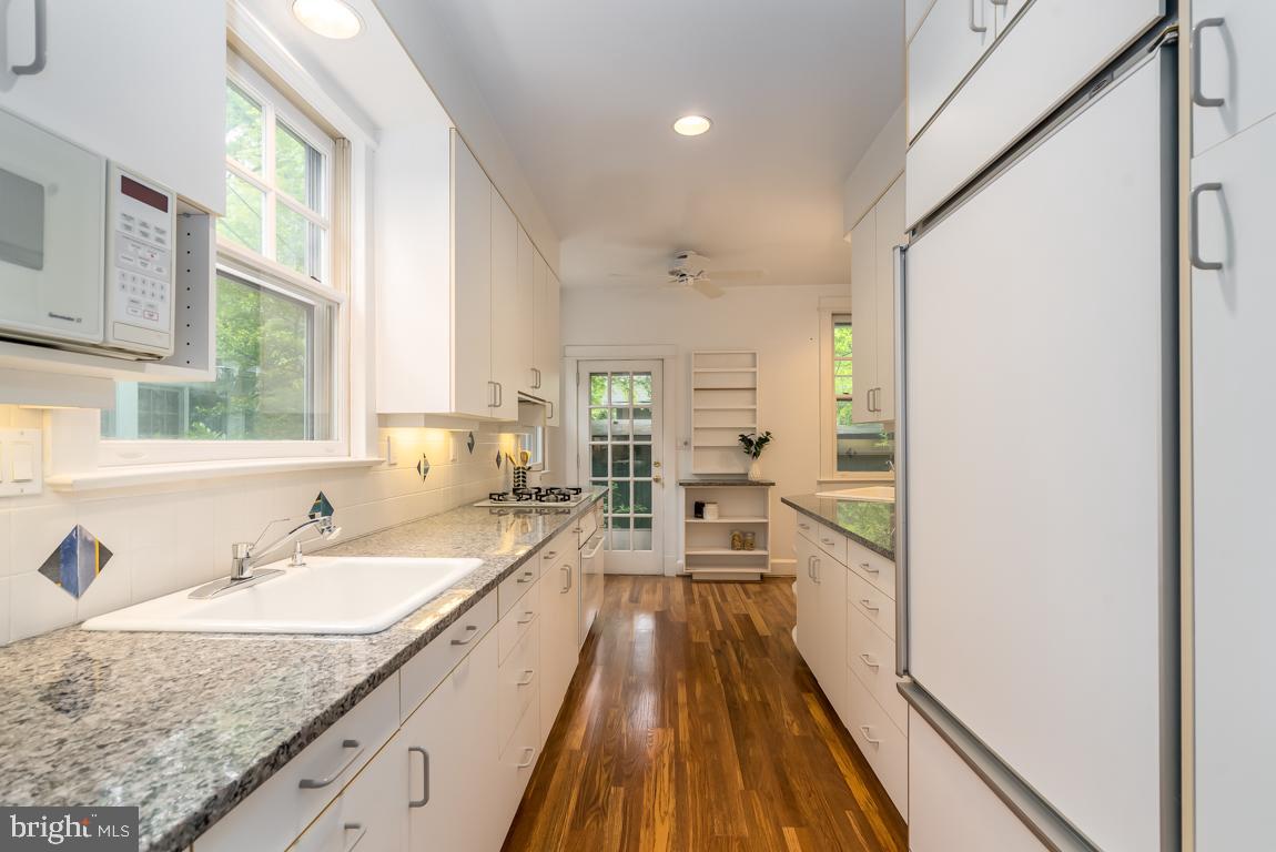 3947 Harrison Street Northwest Washington, DC 20015 - Photo 12 of 45 Kitchen