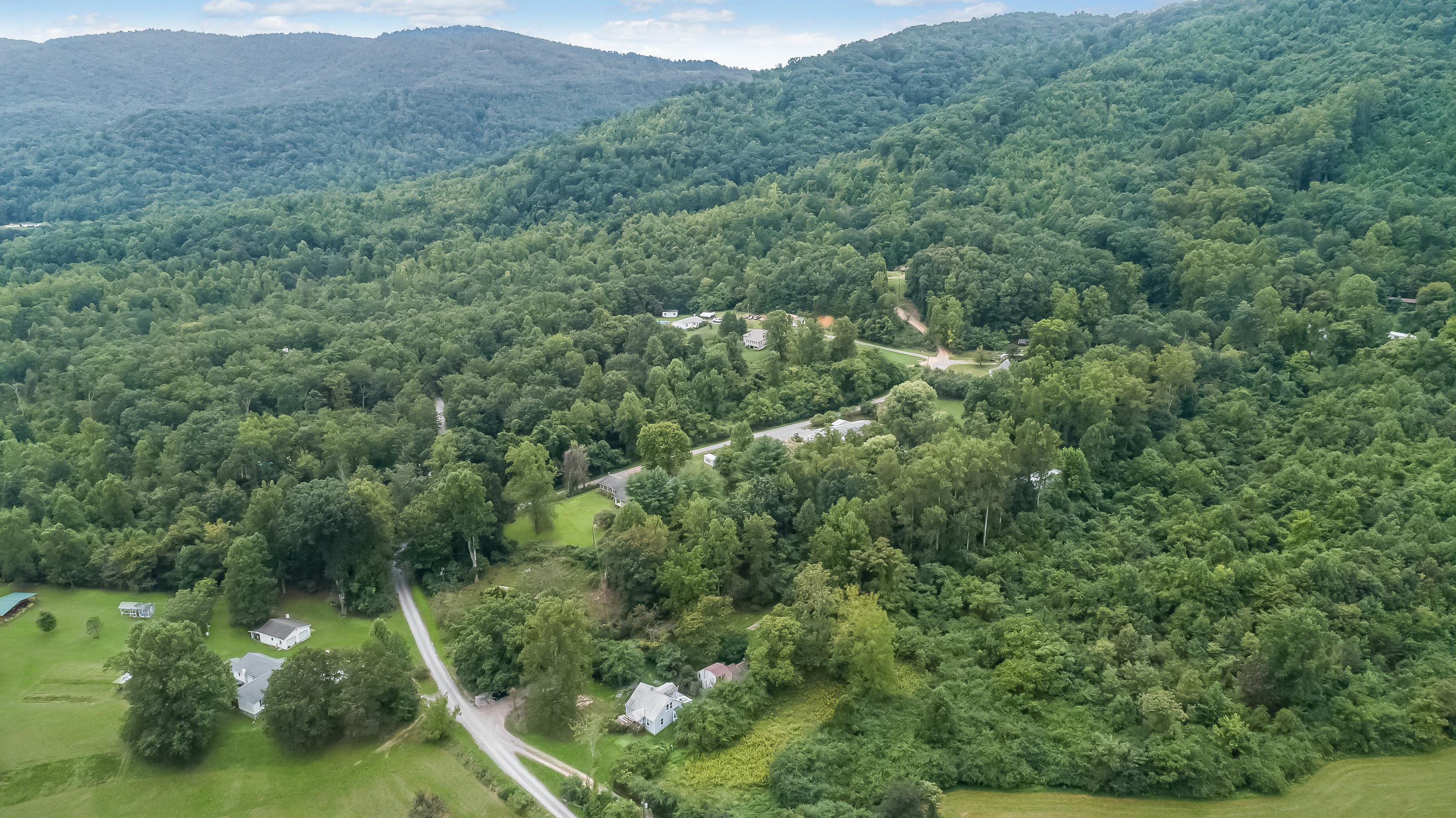 1021 Tervon Lane Blue Ridge, VA 24064 - Photo 11 of 25 DJI_0027