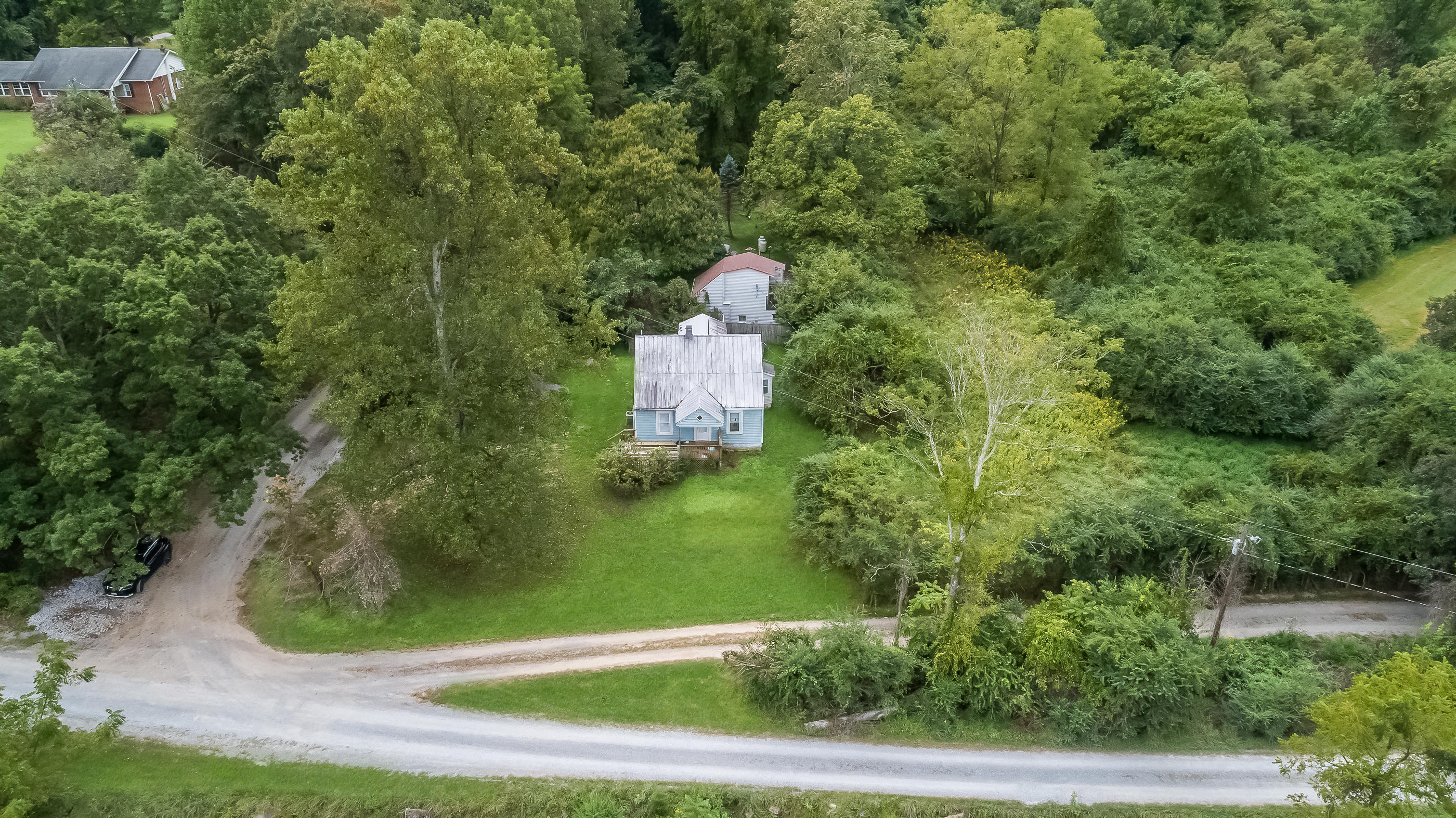 1021 Tervon Lane Blue Ridge, VA 24064 - Photo 12 of 25 DJI_0031