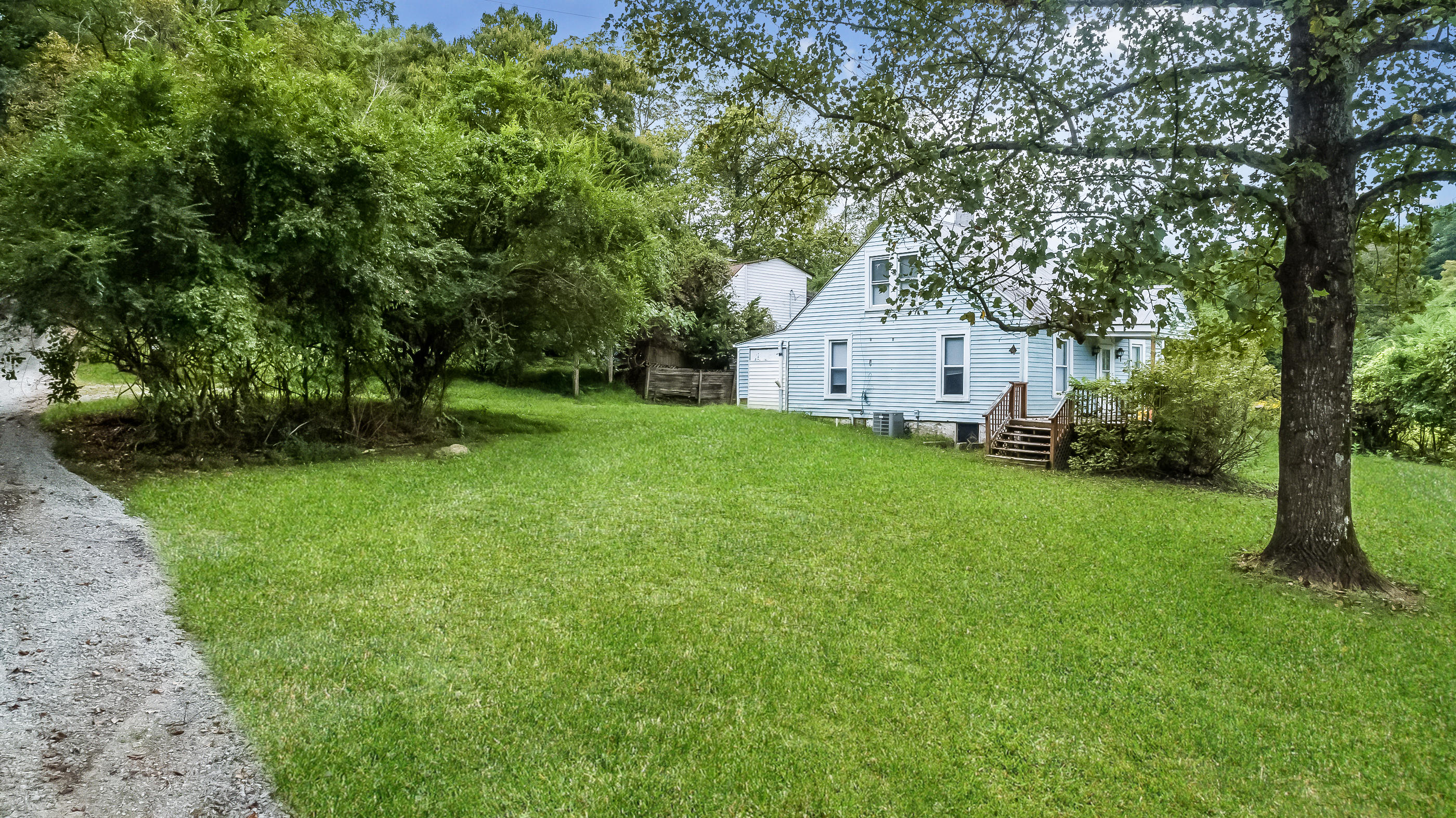 1021 Tervon Lane Blue Ridge, VA 24064 - Photo 6 of 25 DJI_0003