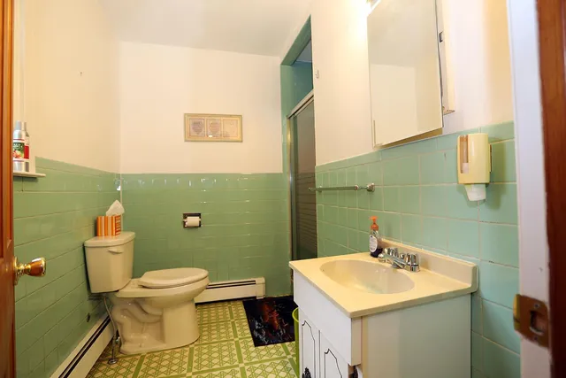 a view of a bathroom