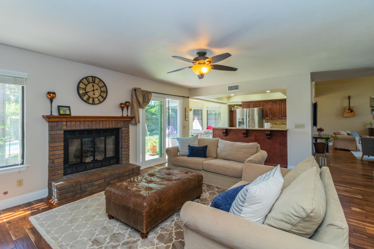 4075 San Gabriel Avenue Clovis, CA 93619 - Photo 9 of 28