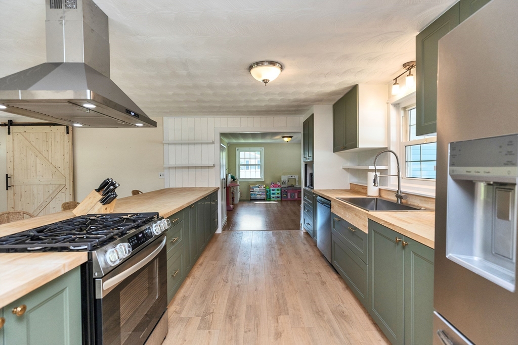 1 Derringer Road Chelmsford, MA 01824 - Photo 11 of 40 Gallery Image 11