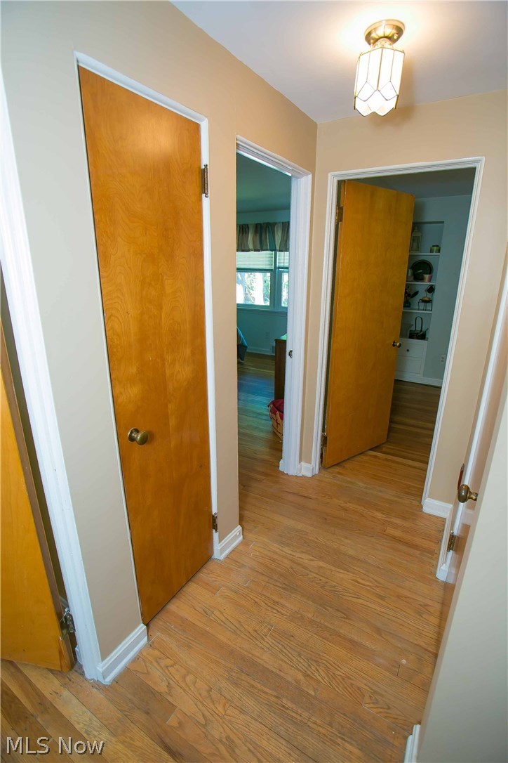 2540 Milton Road Cleveland, OH 44118 - Photo 25 of 35 Gallery Image 25