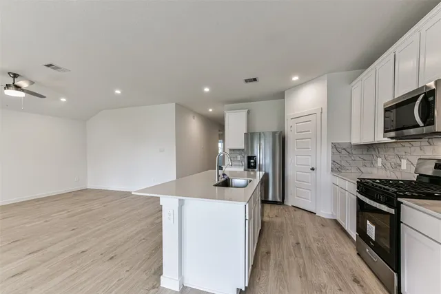 $2,200 | 29911 Violet Sky Way, Fulshear, TX 77494