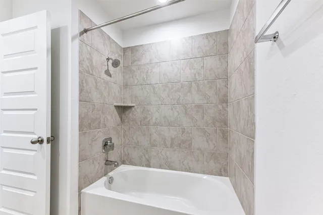 $2,200 | 29911 Violet Sky Way, Fulshear, TX 77494