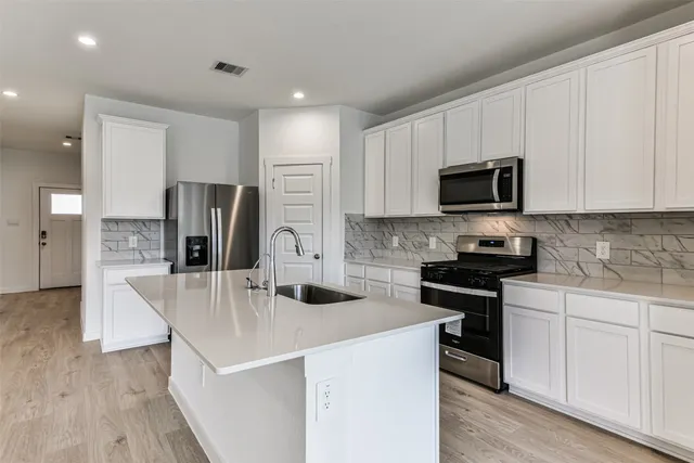 $2,200 | 29911 Violet Sky Way, Fulshear, TX 77494