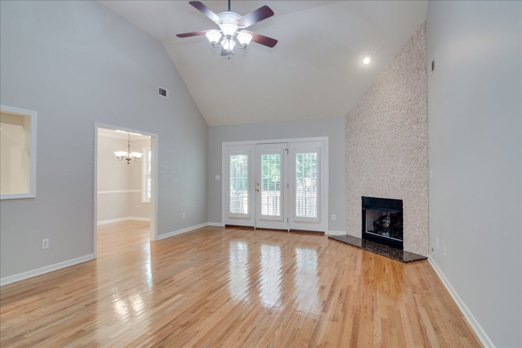15 Juniper Loop Aiken, SC 29803 - Photo 3 of 24 Living Room