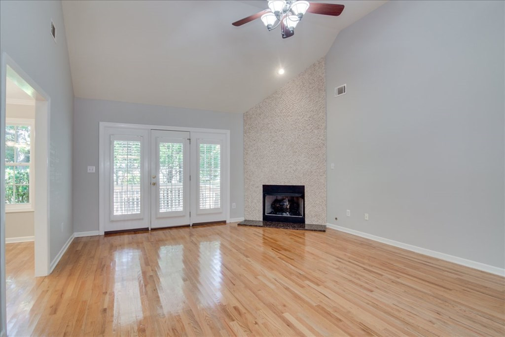 15 Juniper Loop Aiken, SC 29803 - Photo 4 of 24 Living Room View 2