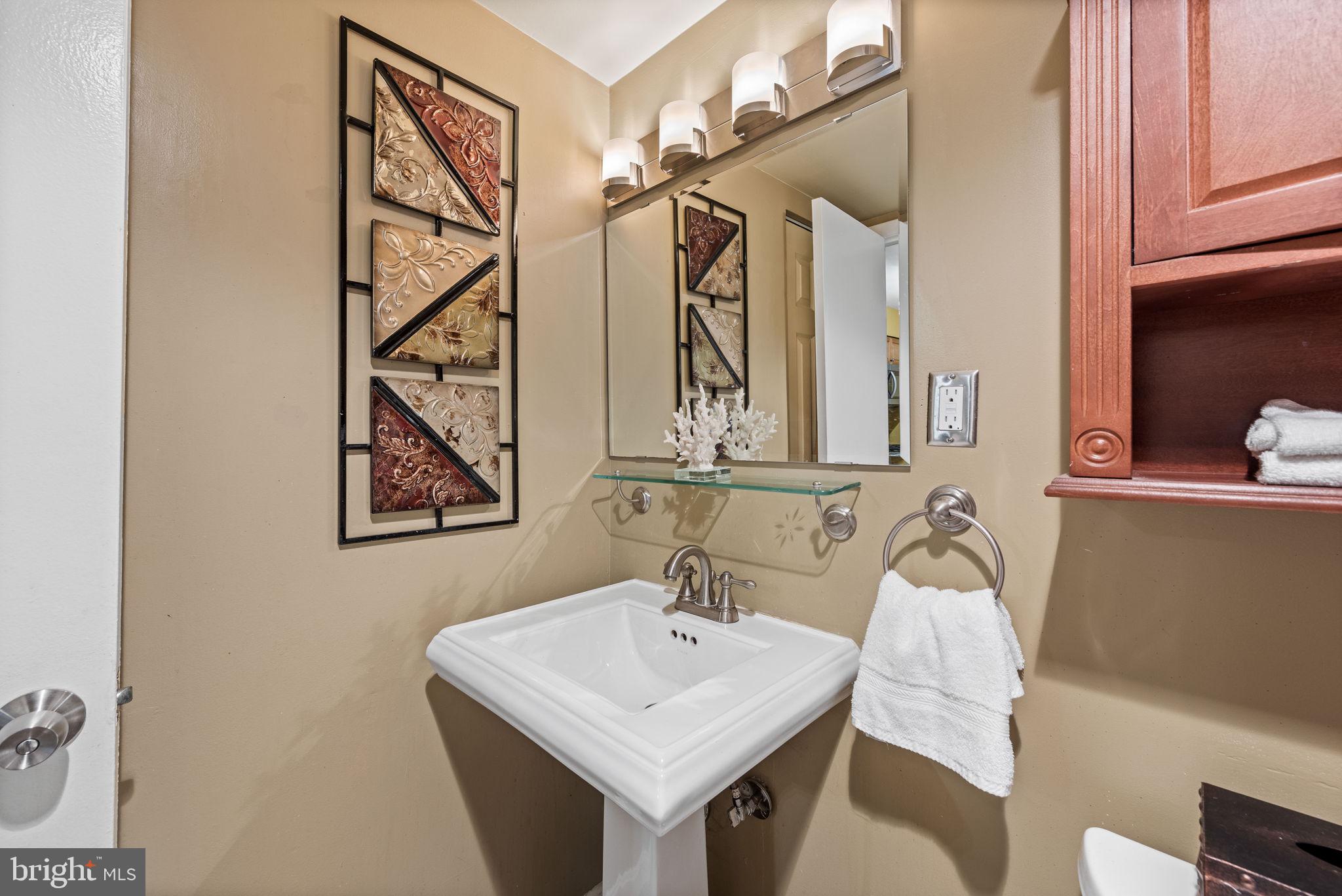 8318 Tobin Road, Unit 24 Annandale, VA 22003 - Photo 6 of 17 bathroom